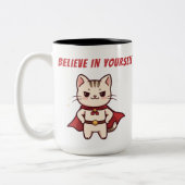 スーパーヒーローの猫 自分を信じて ツートーンマグカップ (左)
