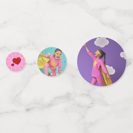 スーパーヒーローガールの誕生日パーティーデコレーション写真 コンフェッティ (正面)