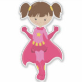 スーパーヒーローガール、ブラウンヘア、ピンクケープ、かわいい女の子 シール (正面)