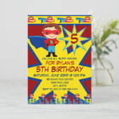 スーパーヒーローキッズボーイズ誕生日パーティー招待赤 招待状 (スタンド正面)