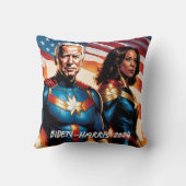 スーパーヒーロージョーバイデン氏とカマラハリス クッション (裏面)