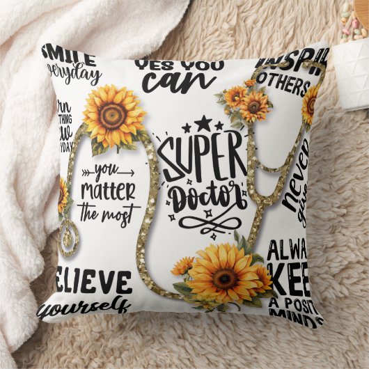 スーパーヒーロードクター装飾用クッション クッション (ブランケット)