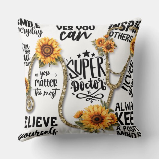 スーパーヒーロードクター装飾用クッション クッション (裏面)