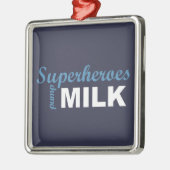 スーパーヒーローポンプミルクの白および青 メタルオーナメント (左)