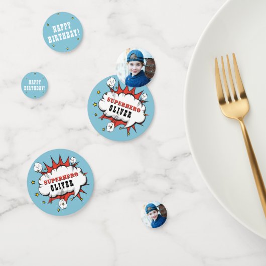 スーパーヒーロー漫画スピーチクラウドボーイバースデーパーティー コンフェッティ (グループ)