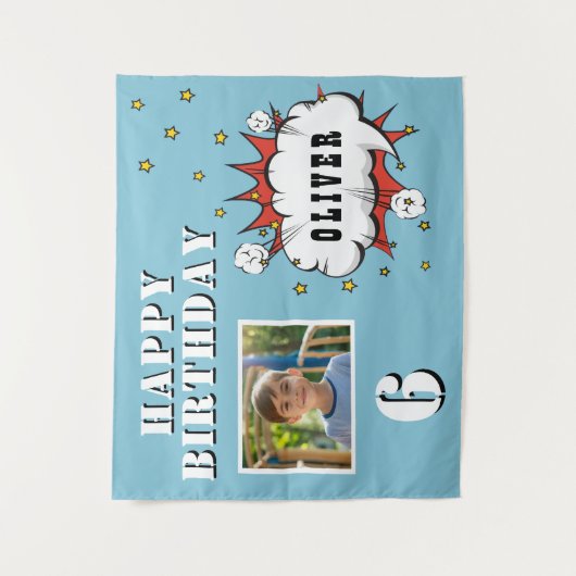 スーパーヒーロー漫画スピーチクラウドボーイ誕生日写真 タペストリー (正面)