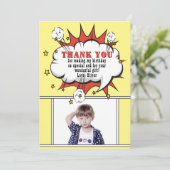 スーパーヒーロー漫画スピーチクラウド少年誕生日 サンキューカード (スタンド正面)