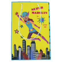 スーパーヒーロー誕生日ガールファンタスティックセンセーショナル