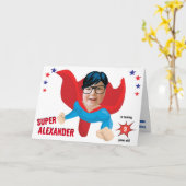 スーパーヒーロ飛んでいるーボーイ途方もないおもしろい誕生日ギフト カード (黄色い花)