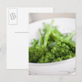 スーパーフードブロッコリーが詰まったザル ポストカード (正面/裏面)