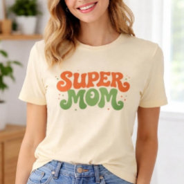 スーパーママ 遊び心のあるレトロでグルービーなタイポグラフィ Tシャツ
