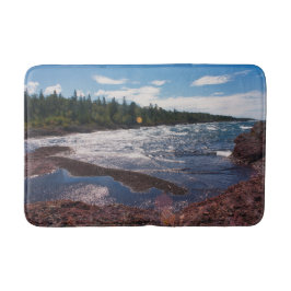 スーペリオ湖の赤岩海岸 – ミシガン州上半島 バスマット