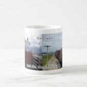 スーロックマグのエドウィン・H・ゴット コーヒーマグカップ (中央)