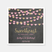 ズぶら下がったラブハートリトルスウィートアート誕生日 スタンダードカクテルナプキン (正面)