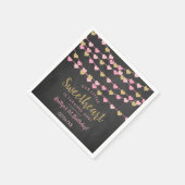 ズぶら下がったラブハートリトルスウィートアート誕生日 スタンダードカクテルナプキン (角)