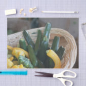 ズッキーニカボチャの野菜が切り離される 薄葉紙 (クラフト)