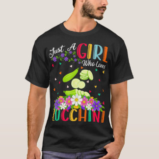 ズッキーニ野菜好きズックが大好きな女の子 Tシャツ