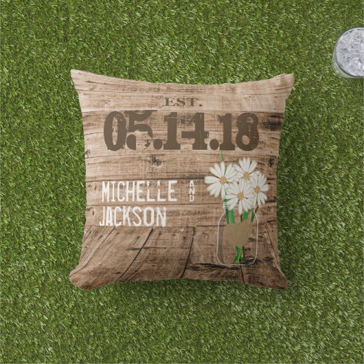 ズバーンウッ結婚ドデザインとデイジー アウトドアクッション (芝生)