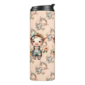 ズボンと花を身に着けたかわいいファームコアの豚 タンブラー (回転左)