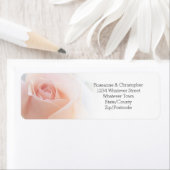 ズ結婚差出人住所ラベルピーチピンクローズブド ラベル (インサイチュ)