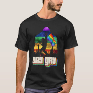 セイゲイビッグフット・ロックアンドロールゲイプライドLGBT国旗 Tシャツ