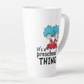 セウス博士 |先生幼稚園の事 カフェラテマグ (右アングル)