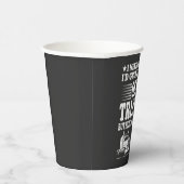 セクシーなトラック運転手になるとは夢にも思わなかった 紙コップ (右)