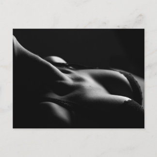 セクシーな女性のポストカード　黒と白 ポストカード