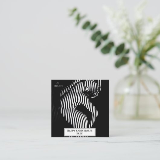 セクシーな結婚記念日の大胆なデザイン エンクロージャーカード (スタンド正面)