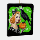 セクシーハロウィーンガールとレイヴン セラミックオーナメント (右)