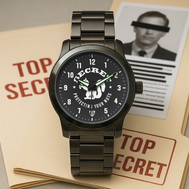 セクレット・リス ナッツを守る ペルソナライズド 腕時計 (Secret Squirrel Protecting Your Nuts Personalized Stainless Steel Watch)