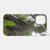 セコイアの渦巻く樹皮に沿って空に達するシダ Case-Mate iPhoneケース (裏面 (横))