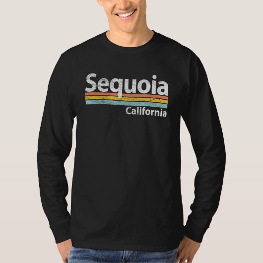 セコイアナショナルパークカリフォルニアレトロストライプズ Tシャツ (正面)