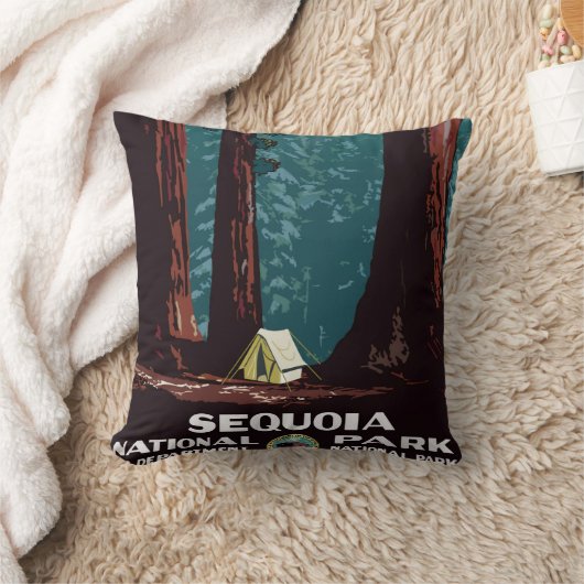セコイア国立公園でキャンプするヴィンテージWPA クッション (ブランケット)