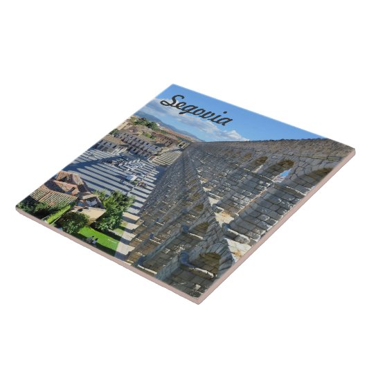 セゴビア、スペイン タイル (側面)