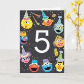 セサミストリートのカラフルなコンフェッティでお子さんの5歳の誕生日をお祝いしよう カード (黄色い花)