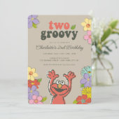 セサミストリートエルモ | 2つのGroovyフローラ誕生日 招待状 (スタンド正面)