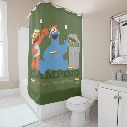 セサミストリート |キャンプは友達と一緒におもしろいを楽しむ シャワーカーテン (インサイチュ)
