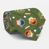 セサミストリート | キャンプは友達と一緒にスモアがもっと楽しい ネクタイ (ロール)