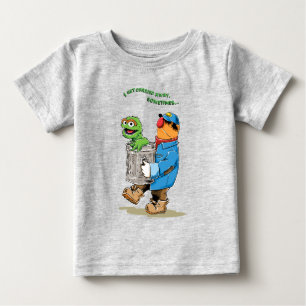 セサミストリート Oscar & Bruno the Garbage Man ベビーTシャツ