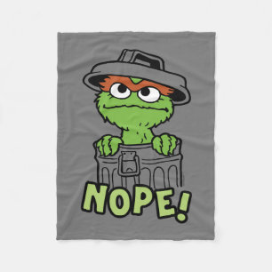 セサミストリート Oscar the Grouch Nope! フリースブランケット