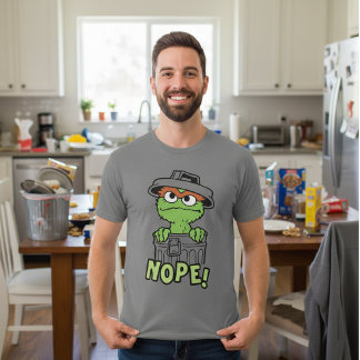 セサミストリート | Oscar the Grouch Nope! Tシャツ