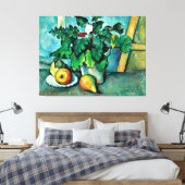 セザンヌ – プリムローズとフルーツのポット キャンバスプリント (インサイチュ (寝室))