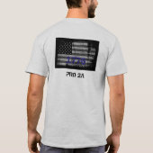 セットされる及び締められる Tシャツ (裏面)