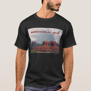 セドナの赤い石の人のワイシャツ Tシャツ