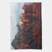 セドナ・アリゾナの曇りポットロック キッチンタオル (縦)