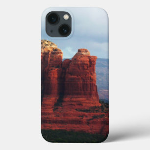 セドナ・アリゾナの曇りポットロック iPhone 13ケース
