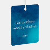 セネカ: 前を見据え、過去に躓くな メタルオーナメント (正面右)