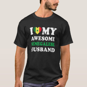 セネガルの夫素晴らしが大好きおもしろい Tシャツ