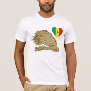 セネガルの旗のハートおよび地図のTシャツ Tシャツ
